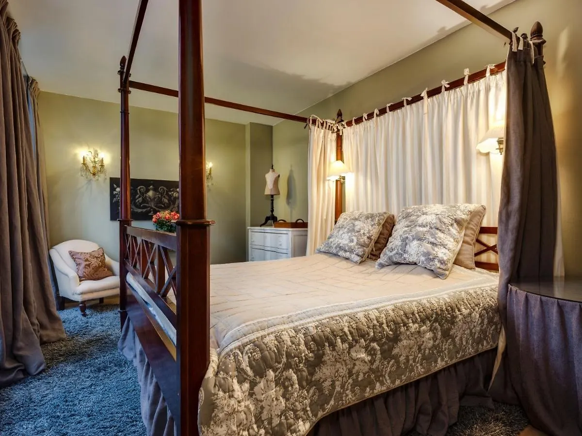 B&B Maison Le Dragon Bruges 4*,  Belgium